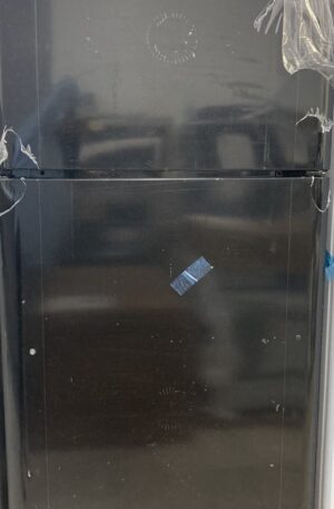 Model FFHT2033VE Frigidaire Top Freezer Refrigerator 20.4 Cu.ft in Black